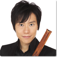 Dozan Fujiwara, exploring the potential of the Shakuhachi, in the pioneering spirit of a great master
