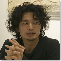 The new realm of contemporary dance pioneered by Yukio Suzuki, an inheritor of the compelling body movement of butoh